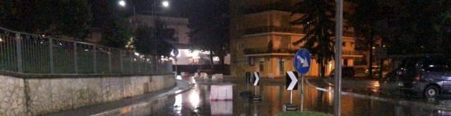 MALTEMPO: MEZZO ABRUZZO NEL CAOS, ALLAGAMENTI, BLACK OUT E STRADE CHIUSE