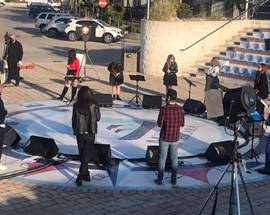 COVID: ”MUSICONLINE”, TORNA LA VITA E LE NOTE  NELL’ARENA DEL PORTO TURISTICO DI PESCARA