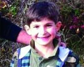 PINETO: BIMBO MORTO IN CAMPO 2 MILA PERSONE AI FUNERALI