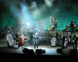 PESCARA: ”MI VUOI SPOSARE?” PROPOSTA DI UN MUSICISTA AL CONCERTO DI MARIO BIONDI