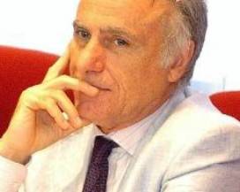 DIFFAMAZIONE SU FACEBOOK E MINACCE A SINDACO PUPILLO: MEDICO A PROCESSO