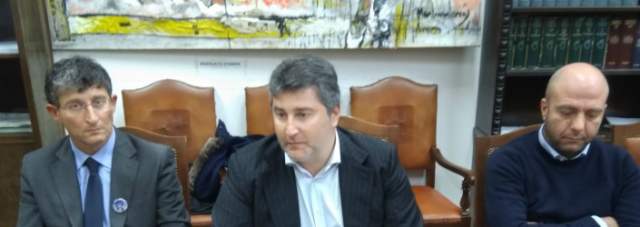 REGIONALI: ”CASO L’AQUILA” SPACCA CENTRODESTRA, MARSILIO A RISCHIO?
