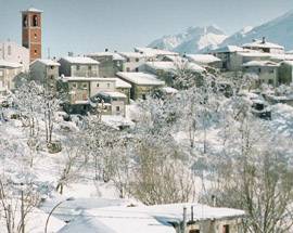 TERREMOTO: CAMPOTOSTO, ”PER LA NEVE BLOCCATI IN CASA COME I TOPI”