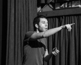 SISMA: L’ATTORE DI TEATRO MASSIMO SCONCI, ”10 ANNI LONTANO DALLA MIA CITTA’, MA L’AQUILA E’ LA MIA CULLA”