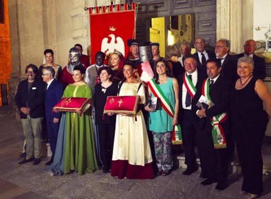 MATERA CAPITALE DELLA CULTURA: PRESENTATA CROCE REALIZZATA DA ORAFI AQUILANI CALIENDO E DI MIZIO