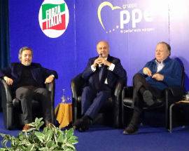 FORZA ITALIA: MATTEOLI AD AZZURRI IN VETTA, ”CON LEGA SI’ ALLEANZA MA NO SALVINI CANDIDATO”