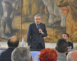 REFERENDUM: GASPARRI PER IL NO A LORETO, ”ERA MEGLIO ABOLIRE IL SENATO”