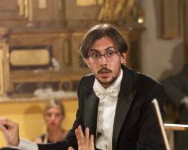 GIOVANE DIRETTORE ABRUZZESE ALESSANDRO MAZZOCCHETTI DEBUTTA CON L’OSA