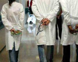 DIRETTORI GENERALI ASL: PER NOMINE MANAGER LA REGIONE PRENDE TEMPO