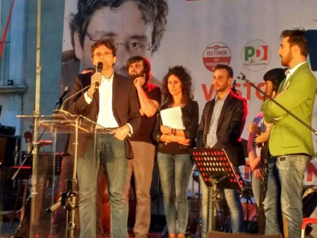 ELEZIONI VASTO: MENNA, ”NOTTI BIANCA E ROSA NON SI TOCCANO, VIA VECCHI POLITICI”