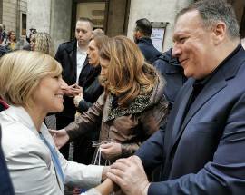POMPEO A SULMONA: UN’ORA DI SHOPPING TRA CONFETTI E GIOIELLI