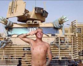 SOLIDARIETA’ AL PRINCIPE HARRY, TUTTI NUDI SU FACEBOOK