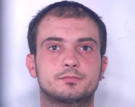 SCIPPA ANZIANA E LA FERISCE, GIOVANE ARRESTATO A PESCARA