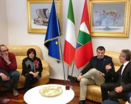 MINISTRO CENTINAIO A L’AQUILA: ”SPREAD SERVE SOLO A SPAVENTARE I CITTADINI”