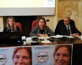 VACCINI: GRILLO IN ABRUZZO, ”NO TERRORISMO PSICOLOGICO FONDATO SUL NULLA”