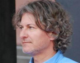 LIBRI: IL CRONISTA RUGGERI DIFENDE IL LICEO CLASSICO, ”FA LA DIFFERENZA”