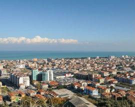 MONTESILVANO: TARI PIU’ CARA PER GLI ALBERGHI CON MIGRANTI