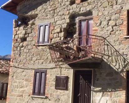 SBLOCCA CANTIERI: APPELLO CONTE, ”A RISCHIO ANCHE NORME TERREMOTO”