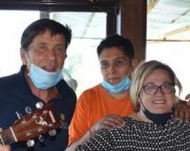 GIANNI MORANDI IN ABRUZZO, PRANZO A COLONNELLA DOPO VISITA ALL’AMICO AL BANO