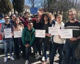 L’AQUILA: MOVIMENTO GIOVANILE DELLA SINISTRA LANCIA APPELLO PER RIPARTIRE