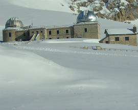 NEVE A CAMPO IMPERATORE, L’INVERNO NEL GIORNO DELL’ADDIO A MUCCIANTE