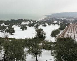 MALTEMPO: A FOSSACESIA PEGGIORA FRANA, CASE SGOMBERATE E APPELLO A REGIONE