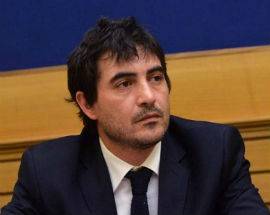 LIBERI E UGUALI: LUCA TELESE INTERVISTA NICOLA FRATOIANNI MARTEDI’ ALL’AQUILA