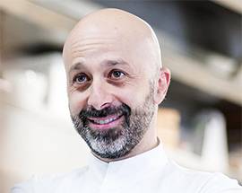 L’ABRUZZESE NIKO ROMITO CHEF DELL’ANNO: LA CUCINA ”PURA” CONQUISTA L’EUROPA