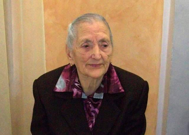 CASTEL DEL MONTE: TANTI AUGURI A NONNA MARIA PER I SUOI 100 ANNI