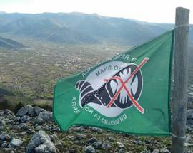 SNAM: PROTESTA DEGLI AMBIENTALISTI A SULMONA CONTRO IL METANODOTTO