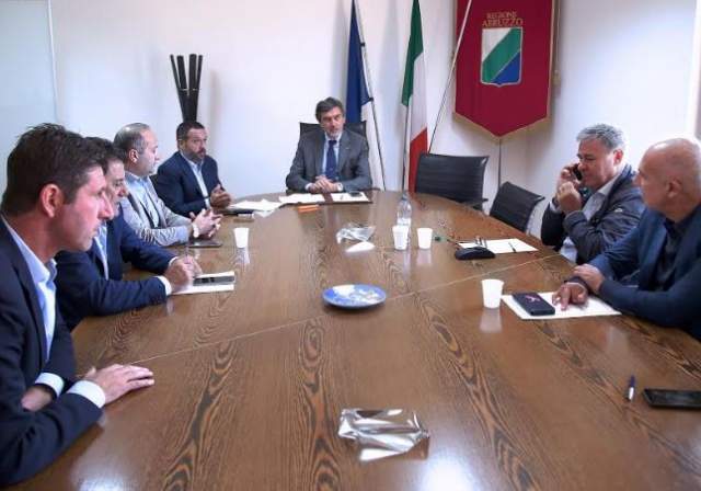 NUOVA PESCARA: MARSILIO INCONTRA I SINDACI, CHIESTI 300MILA EURO PER STUDIO