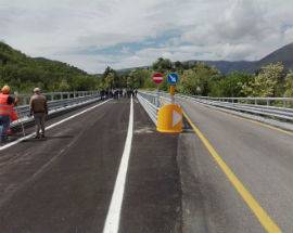 CAMPLI: INAUGURATO NUOVO PONTE, SI AFFIANCA ALLO STORICO RISTRUTTURATO