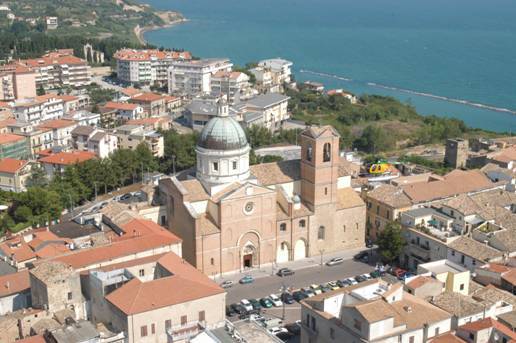 DONNA VIOLENTATA IN SPIAGGIA A ORTONA, CARABINIERI ARRESTANO 20ENNE SOMALO