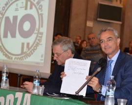 REFERENDUM: PARISI FA IL PIENONE A PESCARA MESSAGGIO DI BERLUSCONI, ”ANDATE A VOTARE”