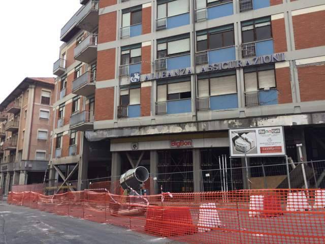 TERREMOTO: L’AQUILA, CORSO FEDERICO II CHIUSO PER DEMOLIZIONE PALAZZO BENZINAIO
