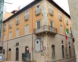 ”CI VEDIAMO A GRIMALDI”, RIAPRE UNA  GIOIELLERIA NEL CUORE DELL’AQUILA