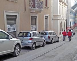 L’AQUILA: MAZZITTI NON TORNA, UGL PROTESTA, ”C’E’ L’EFFETTO-BARCA?”