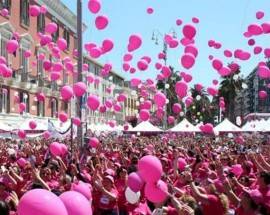 TUMORE AL SENO: SEI CITTA’ SI TINGONO DI ROSA CON ”RACE FOR THE CURE”