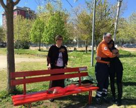 PESCARA: OMICIDIO JENNIFER, UNA PANCHINA ROSSA AL PARCO ”CALIPARI”