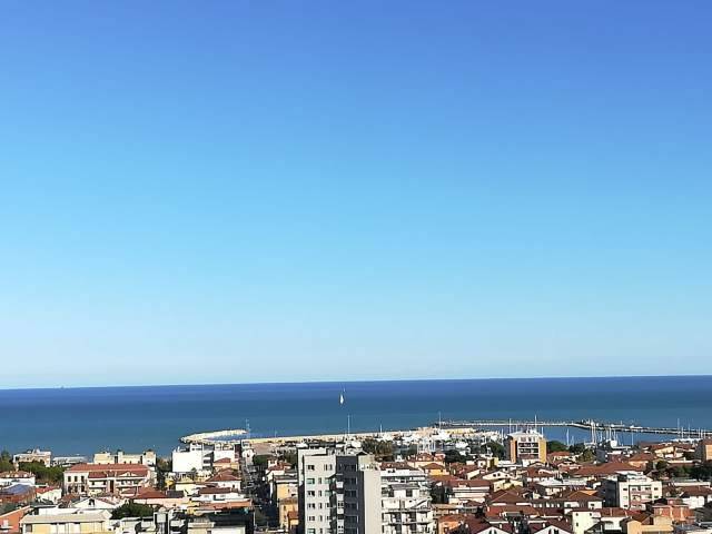 GIULIANOVA: PUBBLICATI AVVISI PER AFFIDAMENTO TEMPORANEO SPIAGGE LIBERE