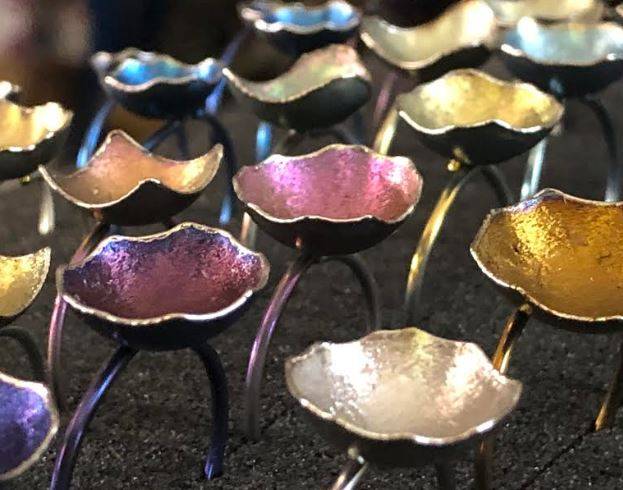 COCCI, INTERFERENZE DI LUCE: A L’AQUILA GIOIELLI MAZZESCHI IN MOSTRA