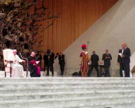IL PAPA RICEVE SOCI E DIPENDENTI BCC ROMA: ‘FATE CRESCERE ONESTA”
