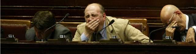 LA REGIONE TOSCANA ABOLISCE I DOPPI VITALIZI, IN ABRUZZO NESSUNA FRETTA