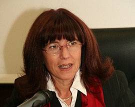 PATRIZIA TOCCI: ‘AQUILANI COCCIUTI COME PALAZZI CHE NON CADONO’