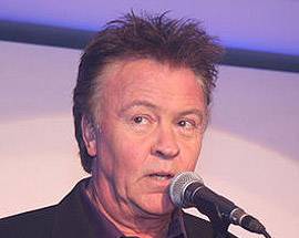 MONTESILVANO: PAUL YOUNG FLOP, MIGLIAIA DI EURO PER UN PLAYBACK