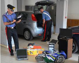 FURTI IN CASE E SCUOLE: 2 ARRESTI E CINQUE DENUNCE IN MARSICA