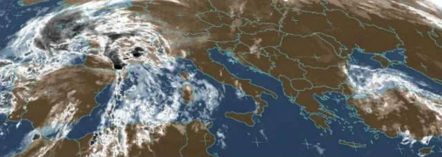 CALDO: L’ESTATE SARA’ AFOSA FINO ALLA FINE, IL PROF, ”METEO UTILE ANCHE A GEOPOLITICA”