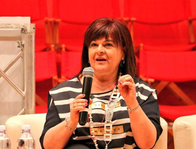 CALL CENTER: PEZZOPANE, ”CON ALMAVIVA FINALMENTE ATTIVE CLAUSOLE SOCIALI”