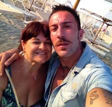 LA SENATRICE E L’EX SPOGLIARELLISTA, ”IO E SIMONE NON SIAMO FIDANZATI”