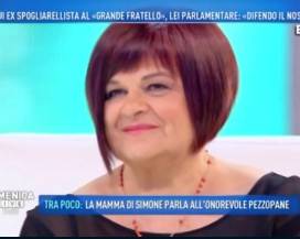 GRANDE FRATELLO: LA PEZZOPANE A DOMENICA LIVE DIFENDE SIMONE E CRITICA LA BRAMIERI